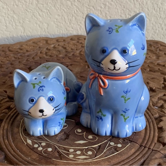 Otagiri Kitchen Vintage Otagiri Japan Blue Floral Kitty Cat Salt